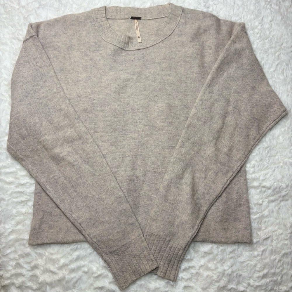 Free People Light Gray Crew Neck Sweater 100% Cashmere!!